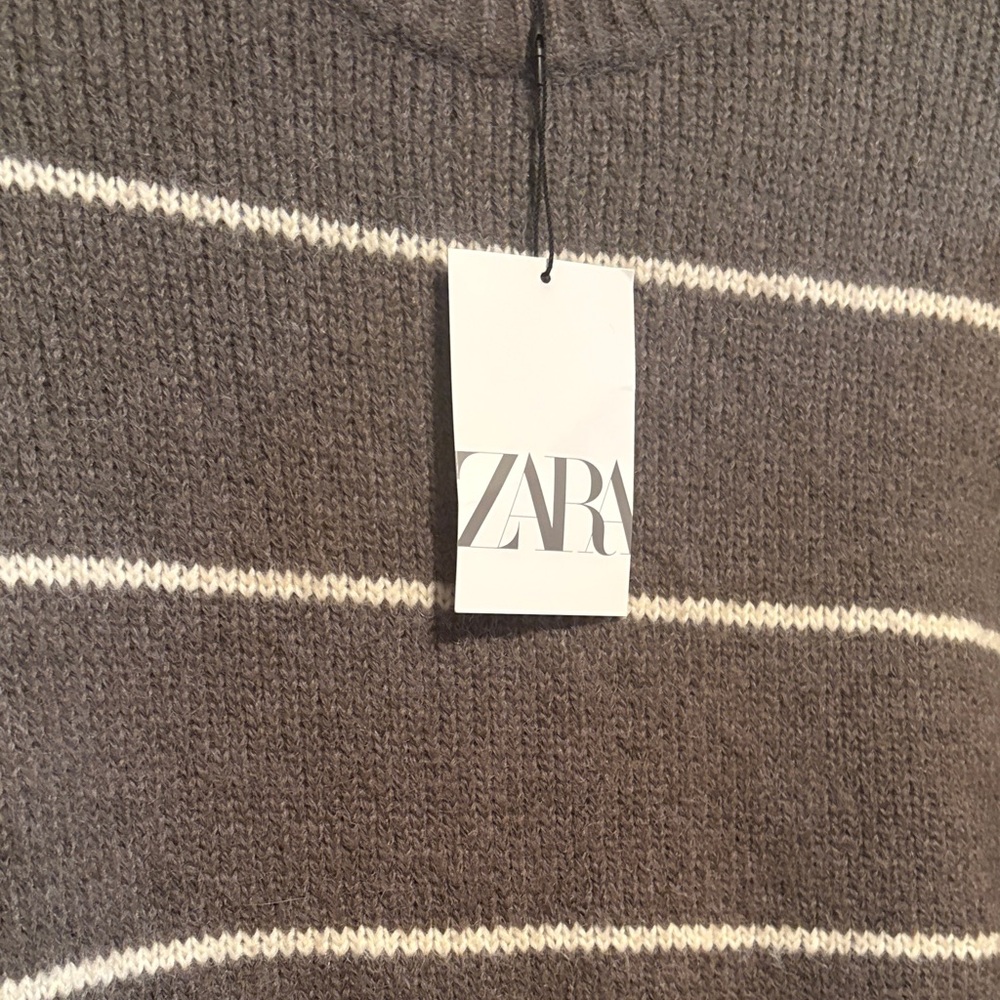 Boys sweater New! Zara size 8-9 grey/green colour